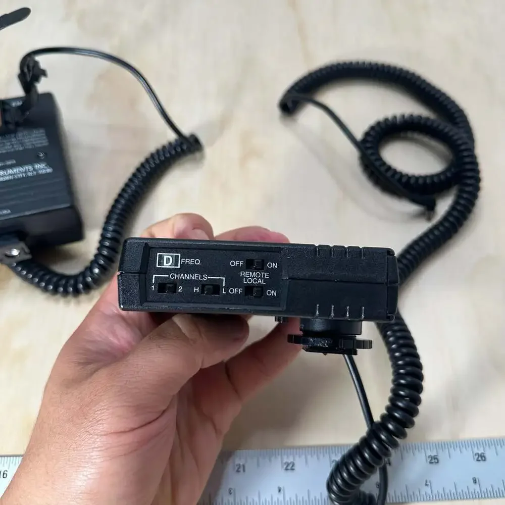 Quantum Instruments Radio Slave 4 & 4i Wireless Flash Trigger Set